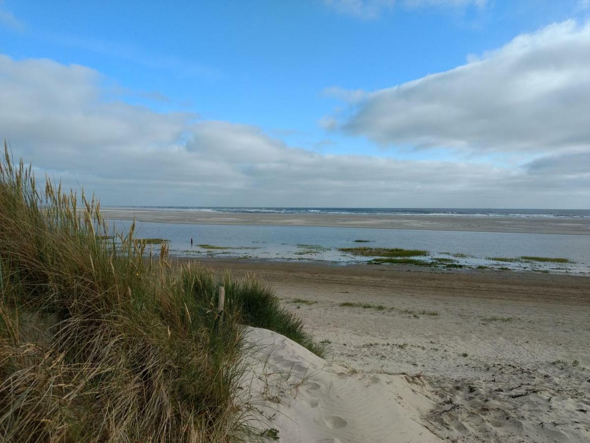 Naar Zee Op Ameland Buren  Ngoại thất bức ảnh